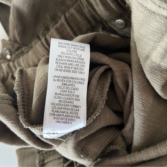 Democracy Cropped Ankle Overalls - Picture 10 of 10